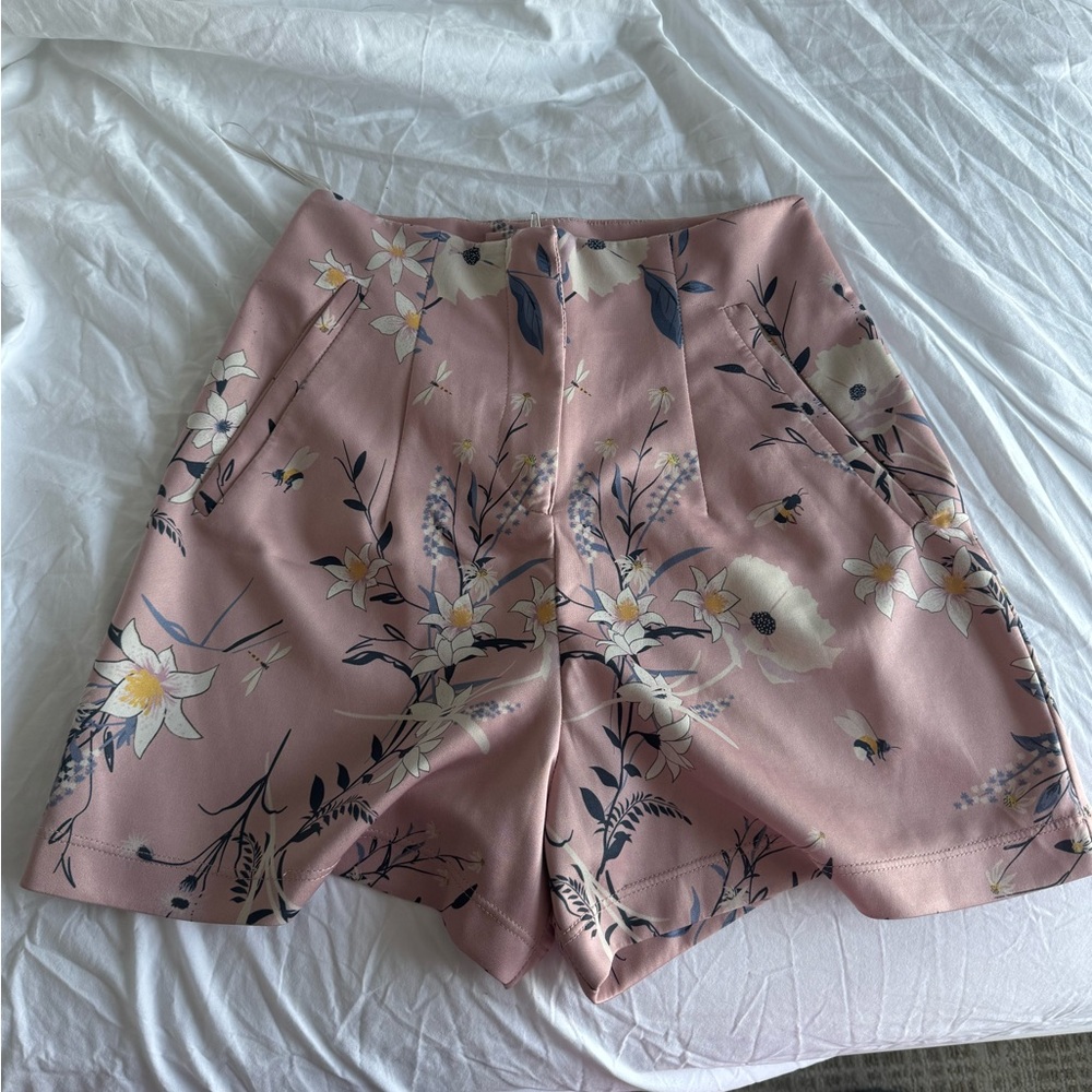 Eugenia Fernandez shorts